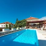 Miljas 1 Apartman *