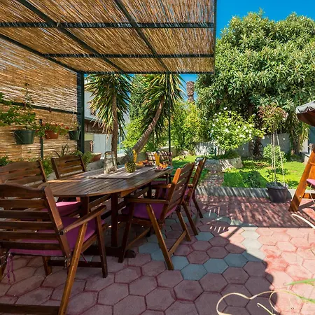 Appartement Miljas 1 *