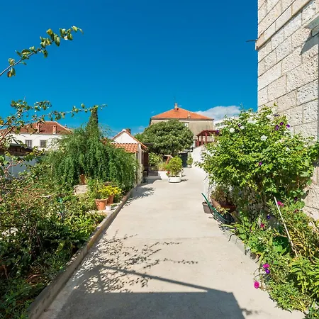 Apartmán Miljas 1