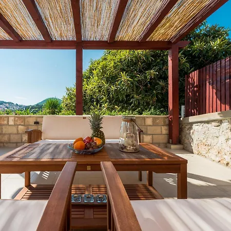 Miljas 1 * Ντουμπρόβνικ