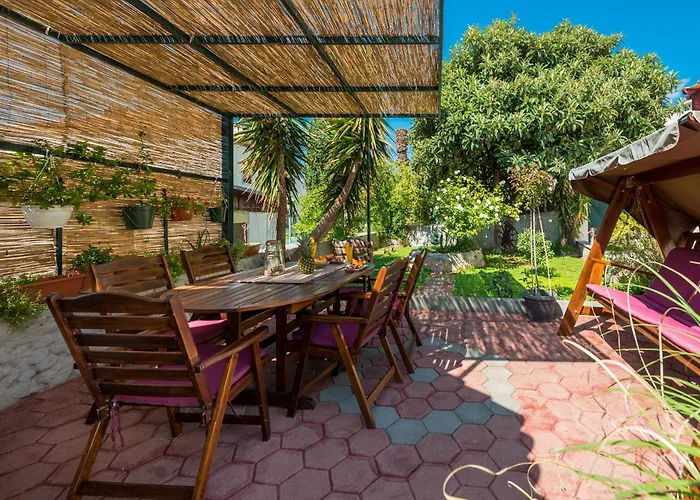 Apartment Miljas 1 *