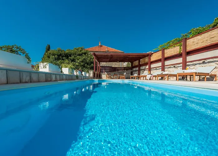 Miljas 1 Apartment *